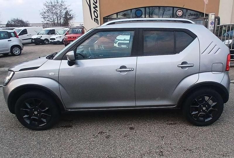 Usata Suzuki Ignis 90 CV (66 kW) 2017 Vernice metallizzata Utilitaria