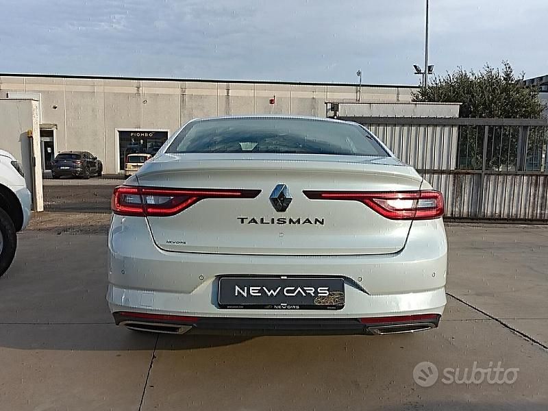 Usata Renault Talisman Zen 110 CV (80 kW) 2018 Bianco Berlina