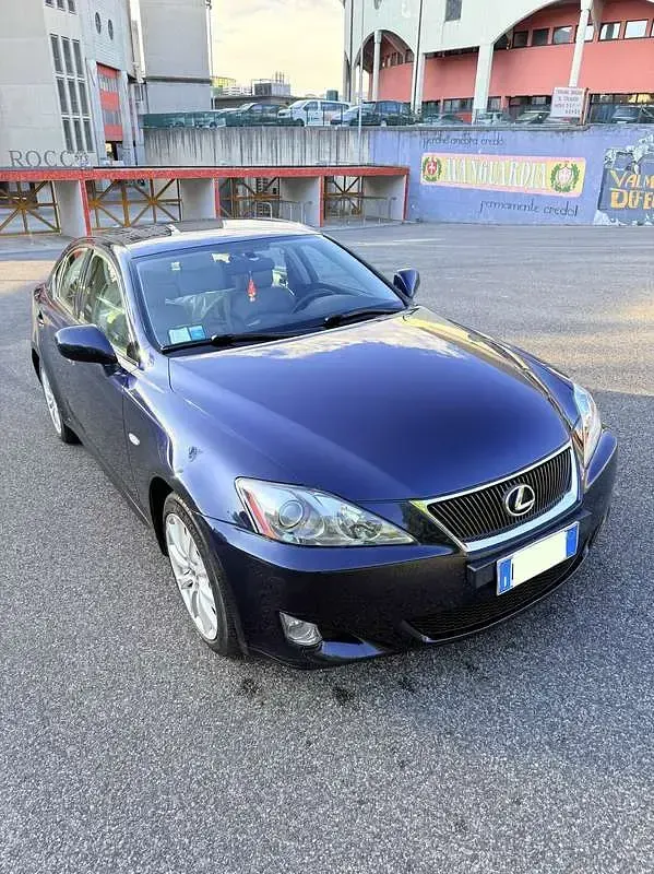 Usata Lexus IS220d Luxury Line 177 CV (130 kW) 2006 Berlina