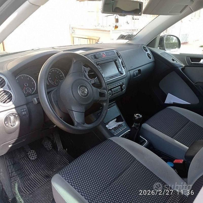 Usata VW Tiguan Trendline 140 CV (102 kW) 2011 Nero SUV