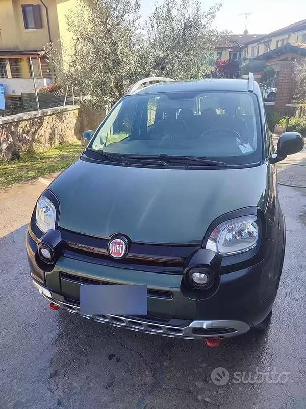 Usata Fiat Panda Cross Cross 80 CV (58 kW) 2015 Verde Utilitaria