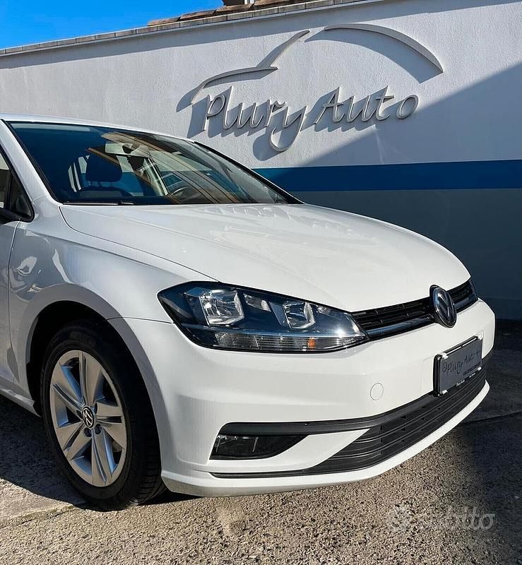 Usata VW Golf Trendline 90 CV (66 kW) 2018 Bianco Berlina