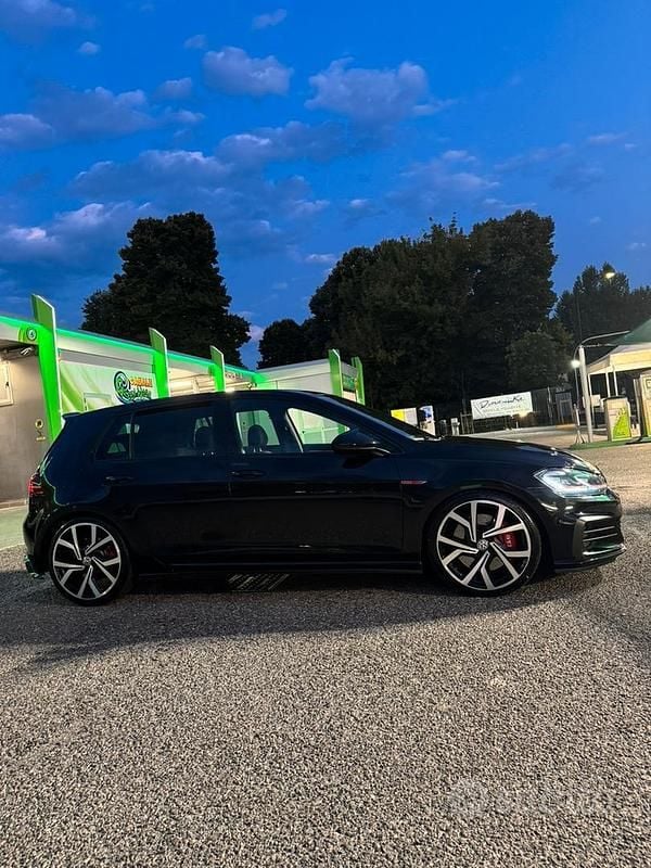 Usata VW Golf VII GTI 245 CV (180 kW) 2019 Nero Berlina