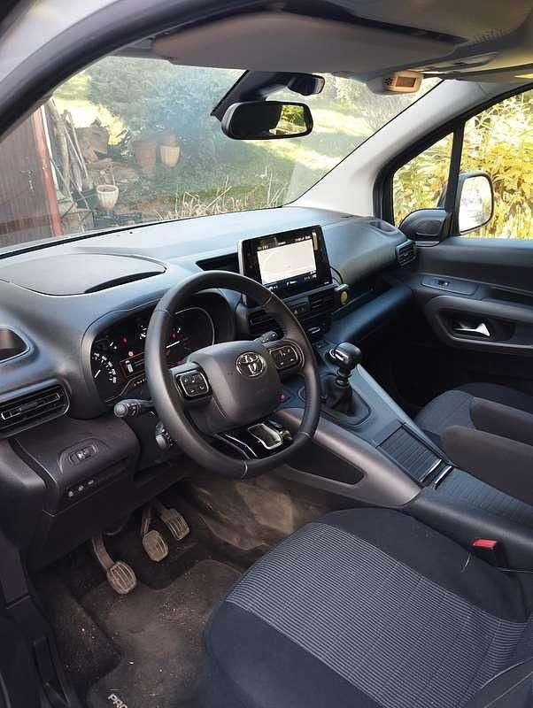 Usata Toyota Proace City City 110 CV (80 kW) 2023 Argento Monovolume