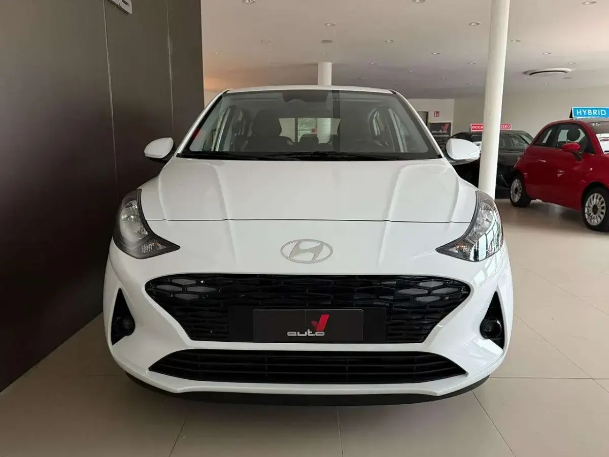 Nuova Hyundai i10 63 CV (46 kW) 2025 Bianco Utilitaria