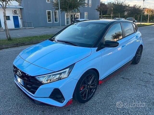 Usata Hyundai i20 N Performance 204 CV (150 kW) 2022 Blu Berlina