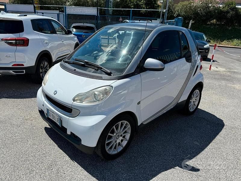 Usata Smart ForTwo Coupé 71 CV (52 kW) 2009 Bianco Coupé