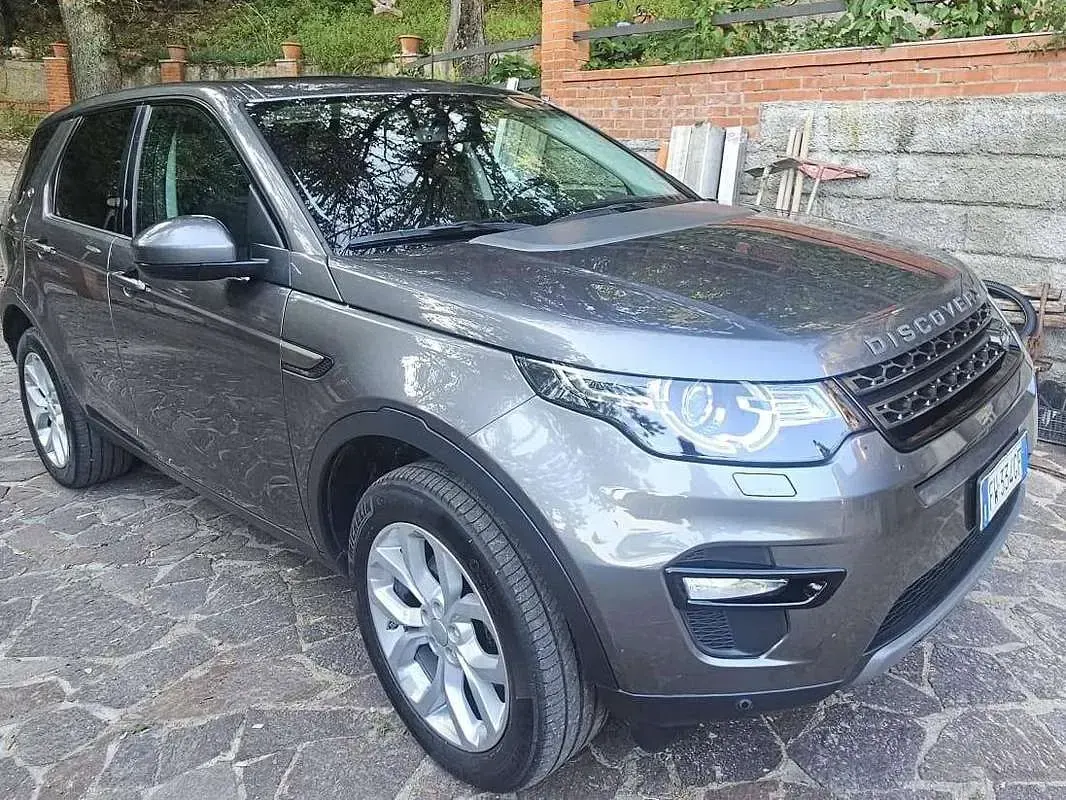 Usata Land Rover Discovery Sport HSE Luxury 150 CV (110 kW) 2019 Grigio SUV