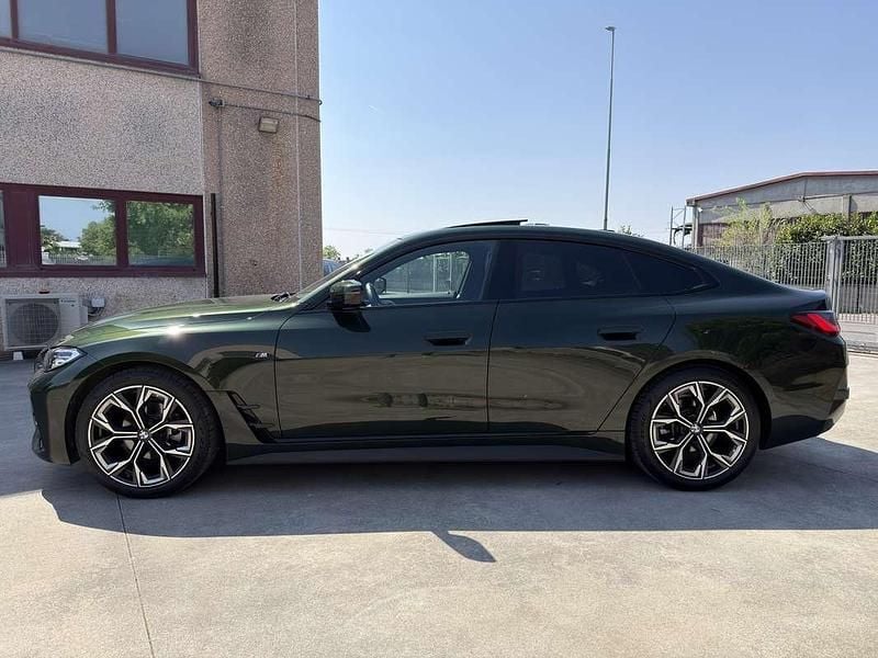 Begagnad BMW 420 M Sport 184 HK (135 kW) 2024 Grön Sportkupé