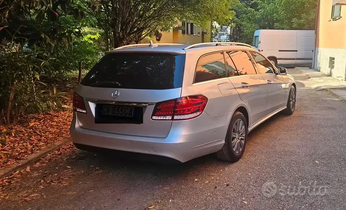 Usata Mercedes E220 170 CV (125 kW) 2015 Grigio Station wagon