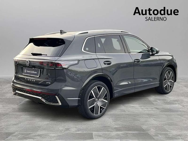 Nuova VW Tiguan R-line 150 CV (110 kW) 2026 Dolphin grey metallizzato SUV