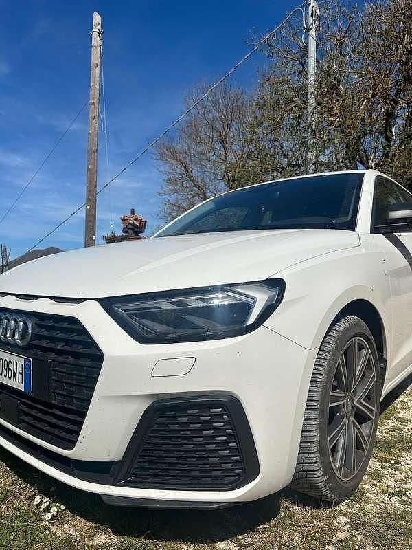 Usata Audi A1 Sportback Ambiente 95 CV (69 kW) 2021 Utilitaria