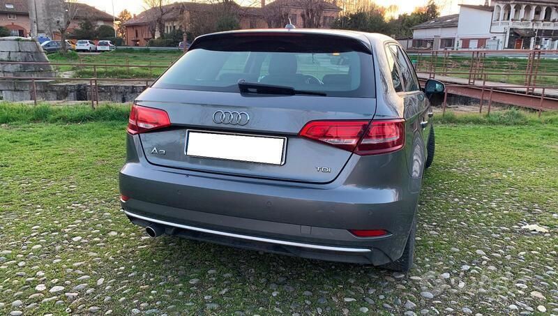 Usata Audi A3 Sport 150 CV (110 kW) 2017 Grigio Berlina