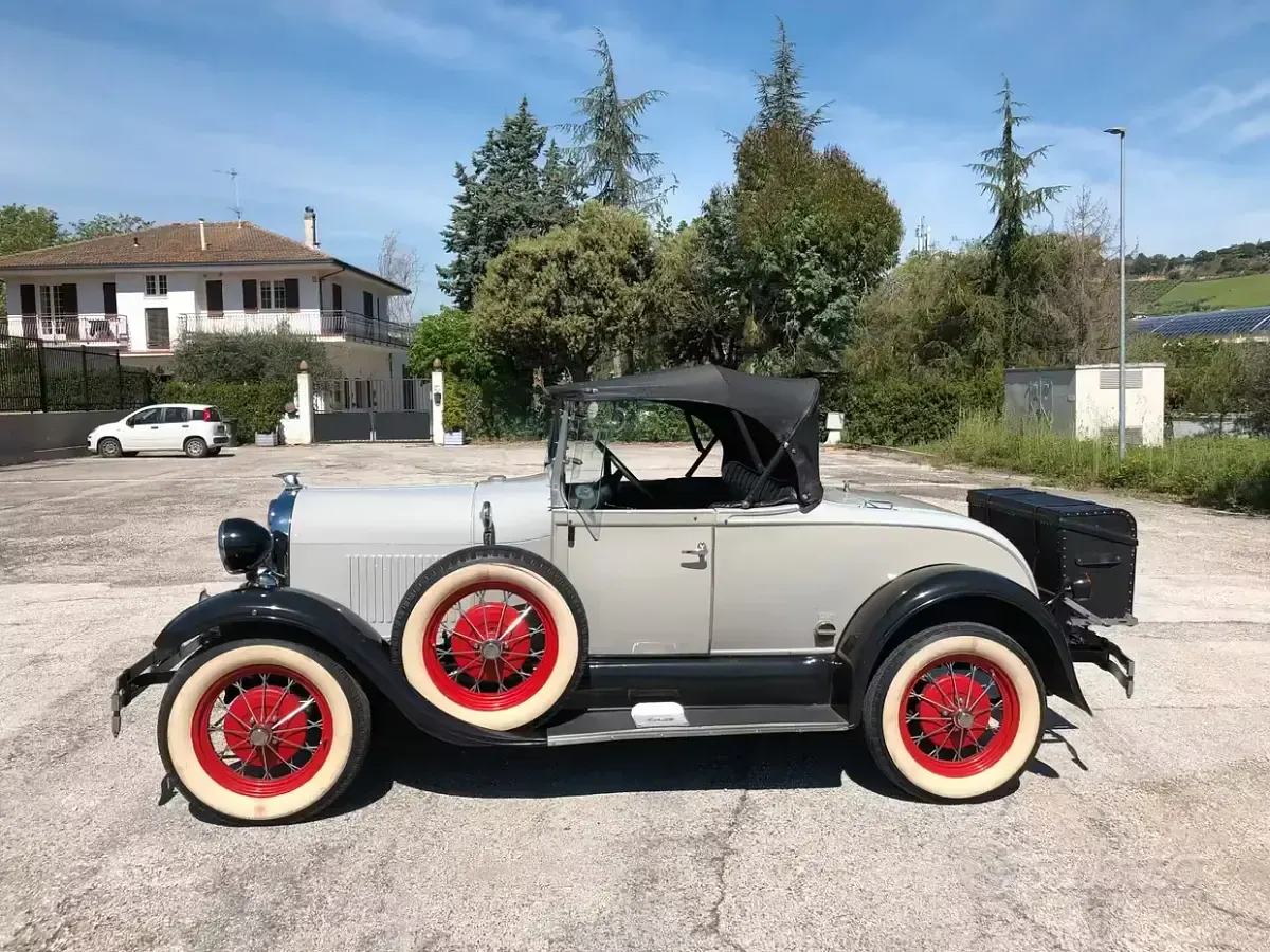Usata Ford Model A 80 CV (58 kW) 1970 Grigio Cabrio
