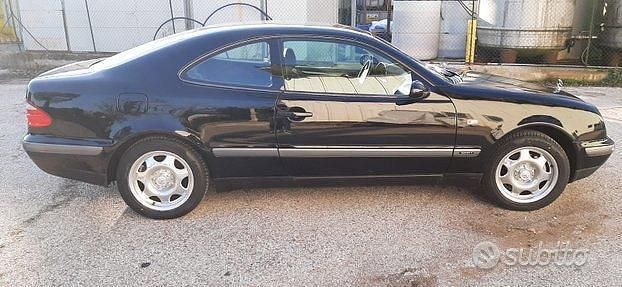 Usata Mercedes CLK200 191 CV (140 kW) 1999 Nero Coupé