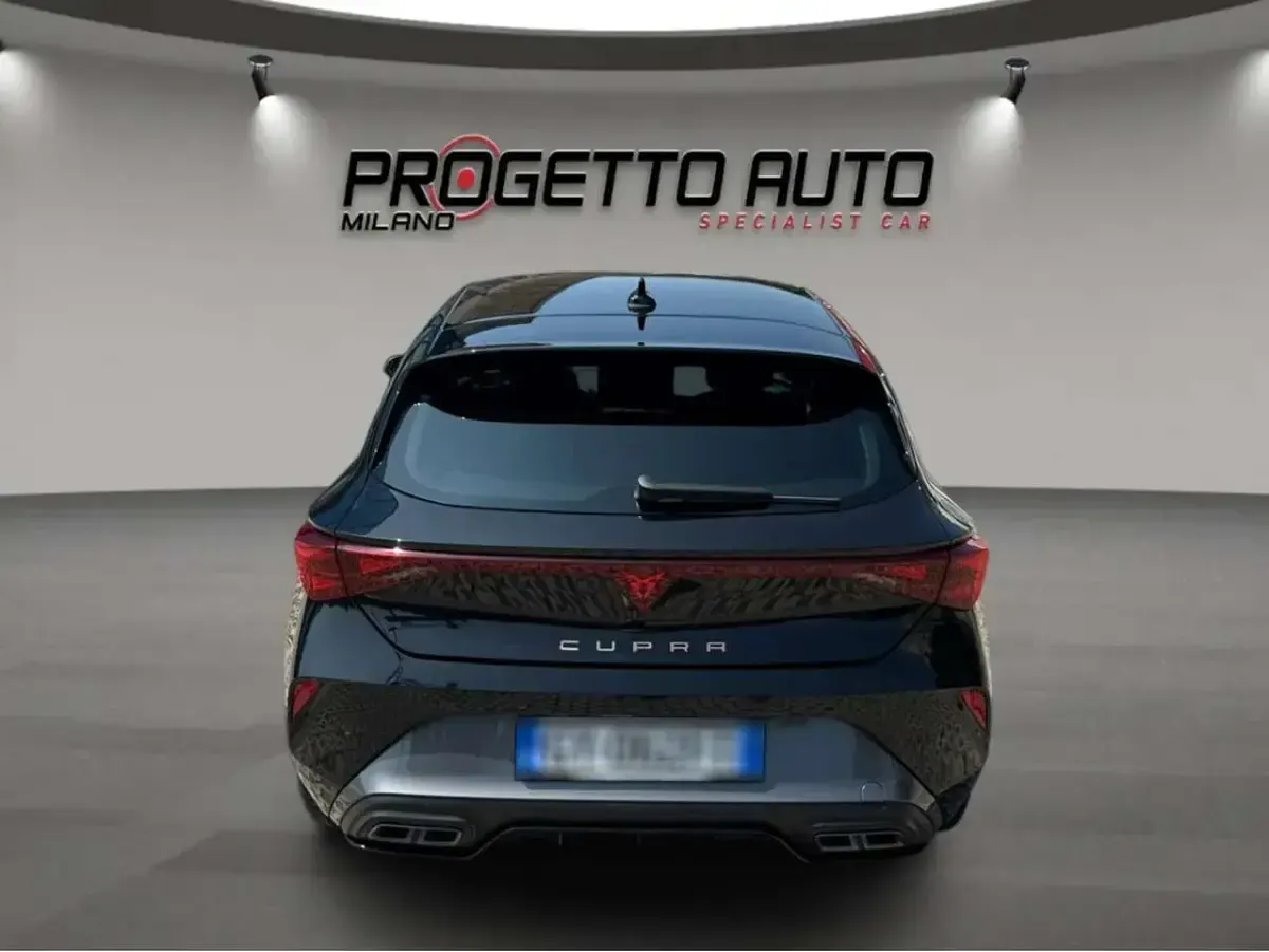 Usata Cupra Leon 150 CV (110 kW) 2025 Nero Berlina