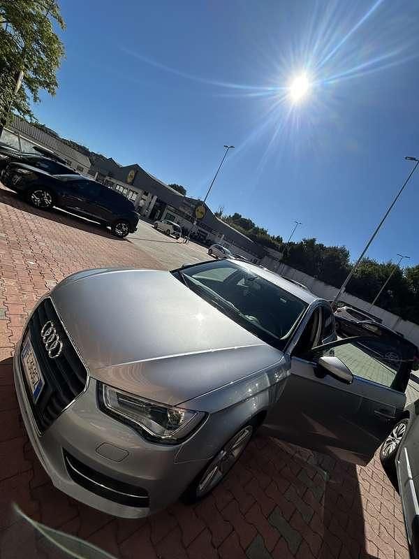 Usata Audi A3 Young 110 CV (80 kW) 2015 Berlina
