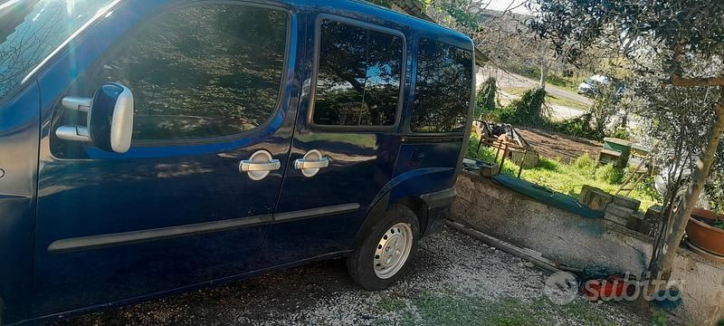 Usata Fiat Doblò 105 CV (77 kW) 2003 Monovolume