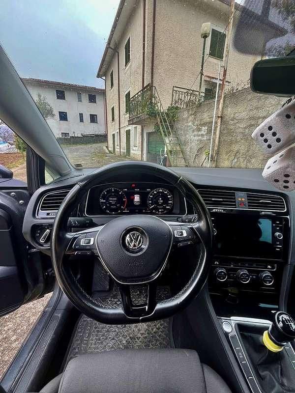 Usata VW Golf VII Highline 116 CV (85 kW) 2018 Grigio Berlina