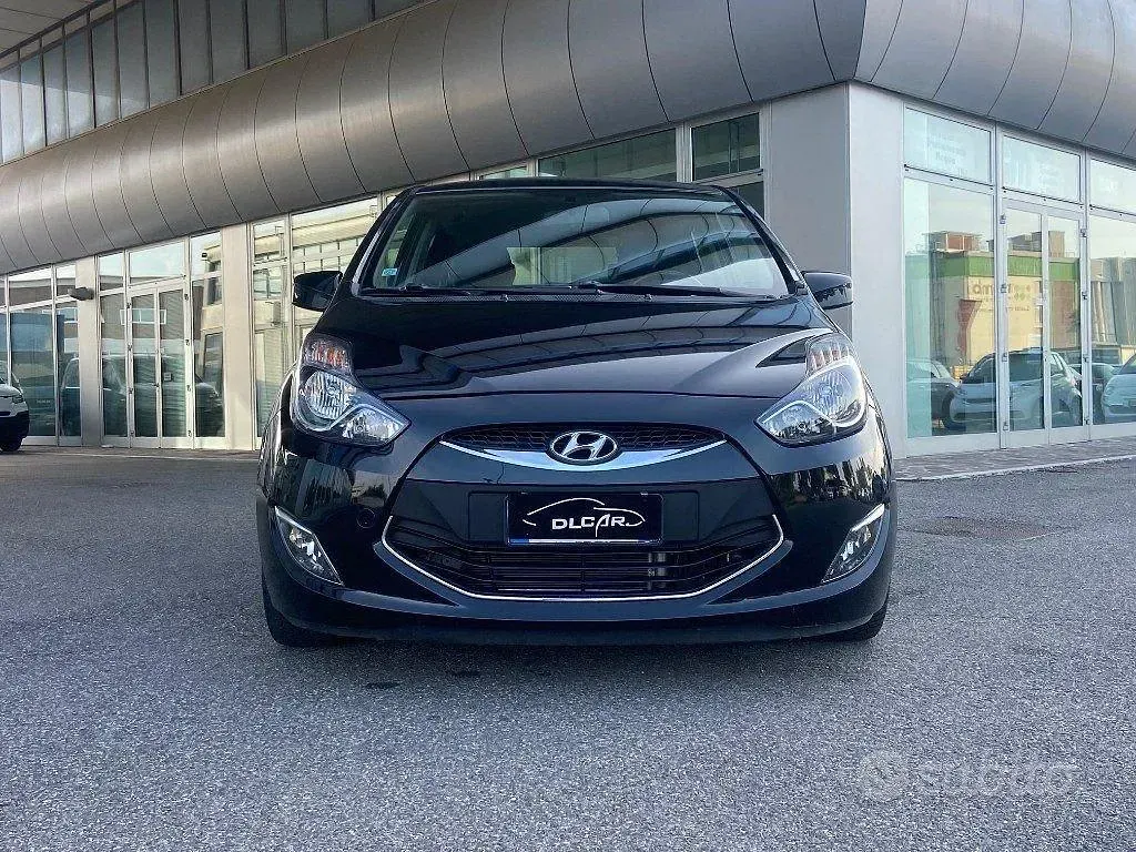 Usata Hyundai ix20 Comfort 90 CV (66 kW) 2013 Nero Utilitaria