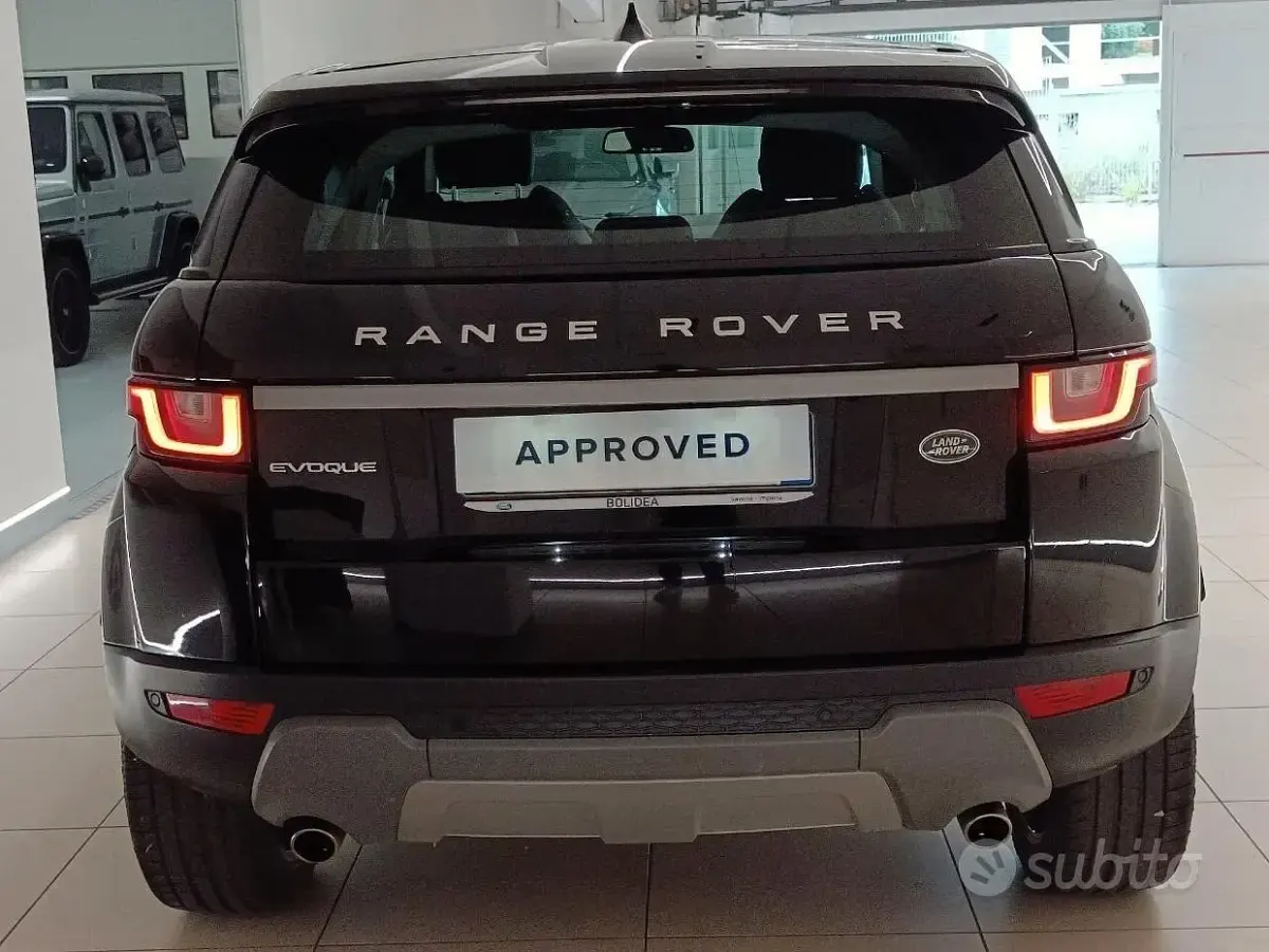 Usata Land Rover Range Rover evoque SE 150 CV (110 kW) 2018 Nero Station wagon
