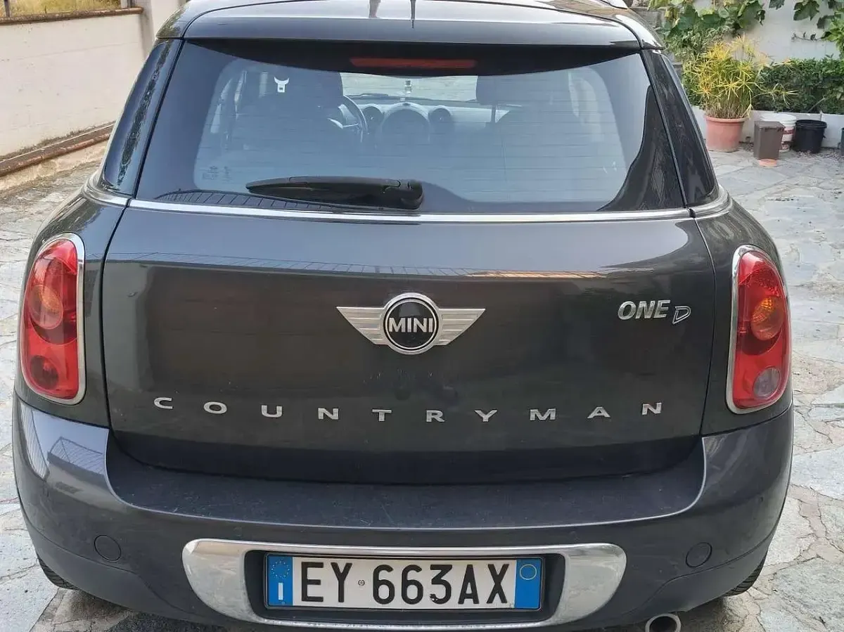 Usata Mini Countryman Business 90 CV (66 kW) 2014 Grigio SUV