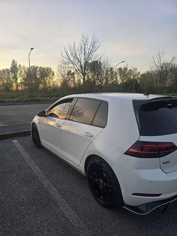 Usata VW Golf VII GTI 245 CV (180 kW) 2018 Bianco Berlina