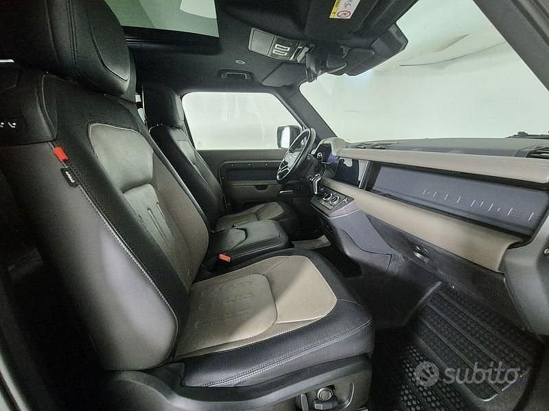 Usata Land Rover Defender HSE 300 CV (220 kW) 2021 Verde SUV