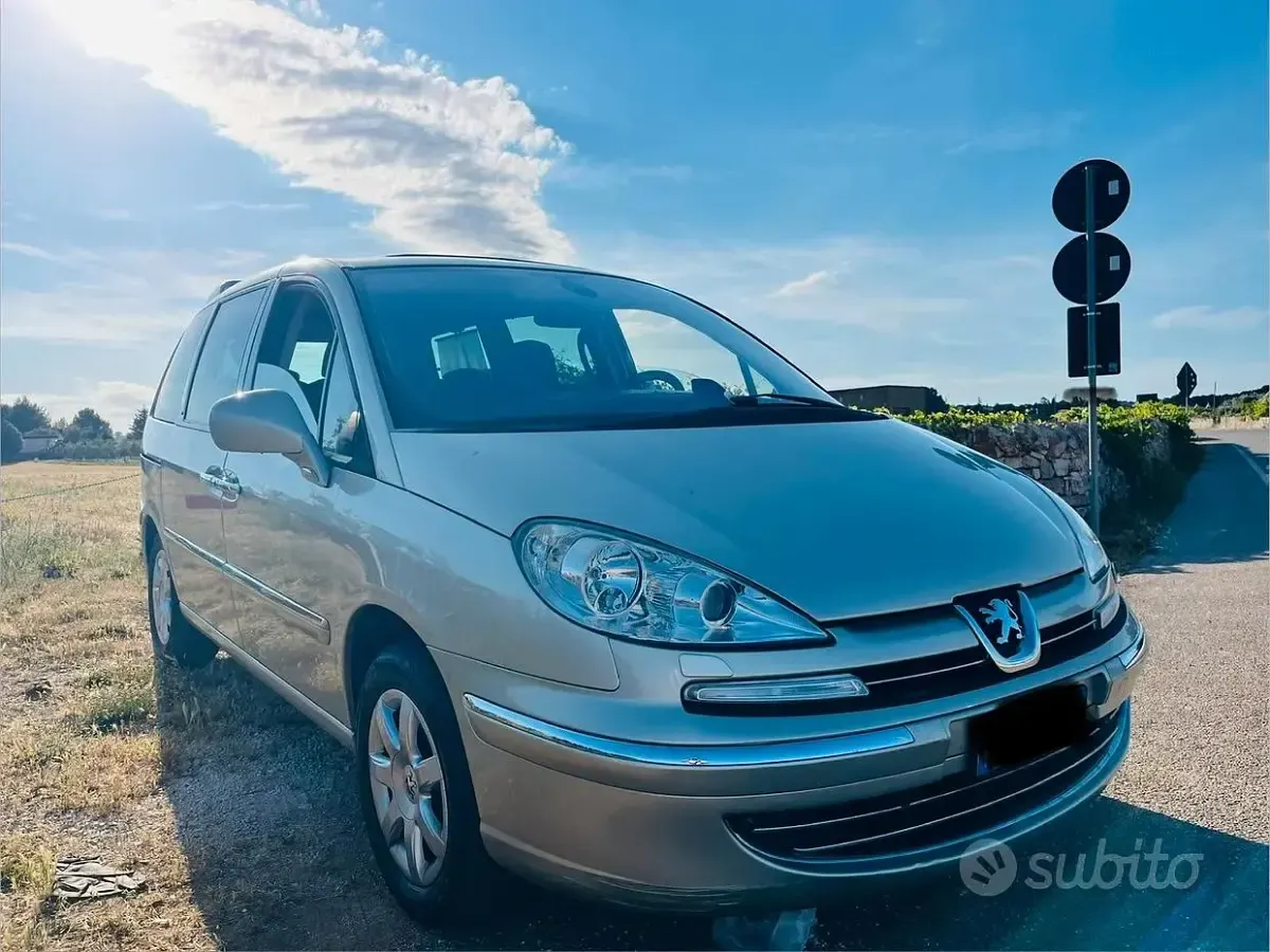 Usata Peugeot 807 136 CV (100 kW) 2011 Giallo Monovolume