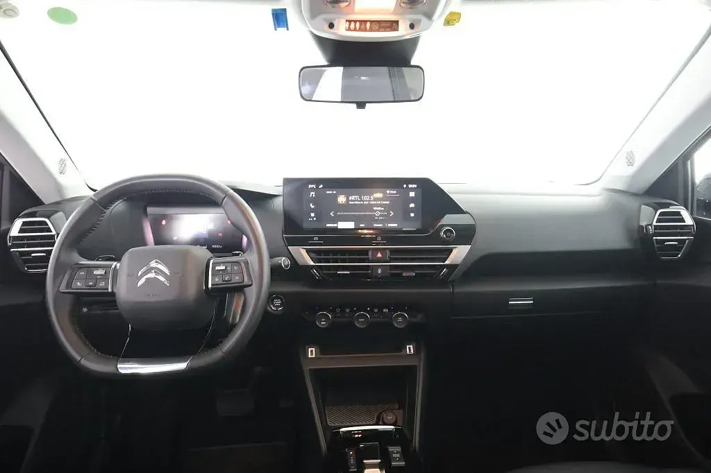Usata Citroën C4 Feel 131 CV (96 kW) 2023 Pearl white SUV