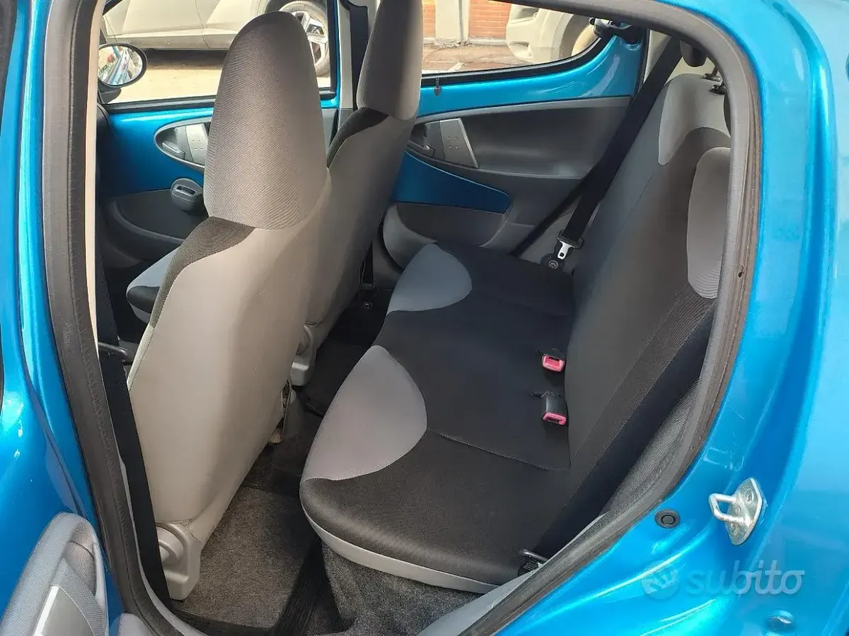 Usata Peugeot 107 68 CV (50 kW) 2007 Utilitaria
