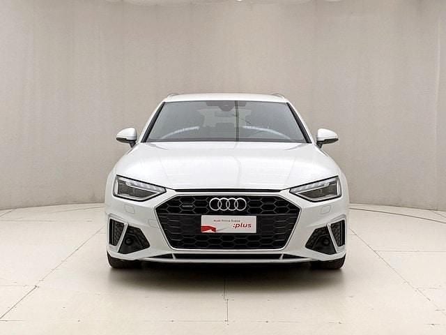 Usata Audi A4 S-Line 204 CV (150 kW) 2024 Blu Station wagon