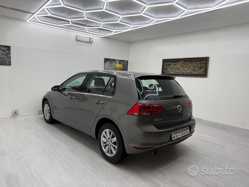 Usata VW Golf VII Highline 105 CV (77 kW) 2014 Grigio Berlina