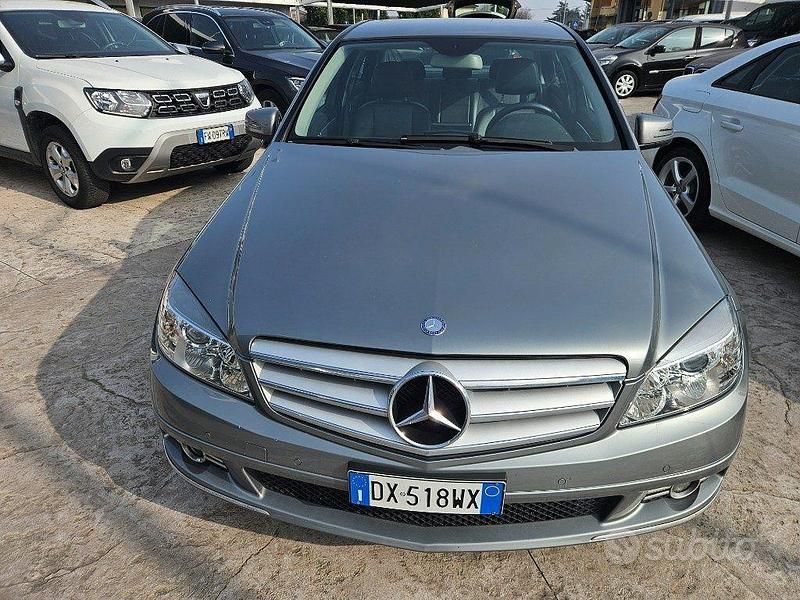 Usata Mercedes C220 Executive 170 CV (125 kW) 2009 Antracite metallizzato Berlina