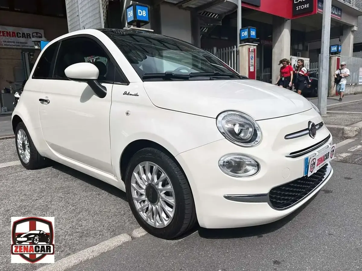 Usata Fiat 500 Dolcevita 69 CV (50 kW) 2021 Bianco Utilitaria