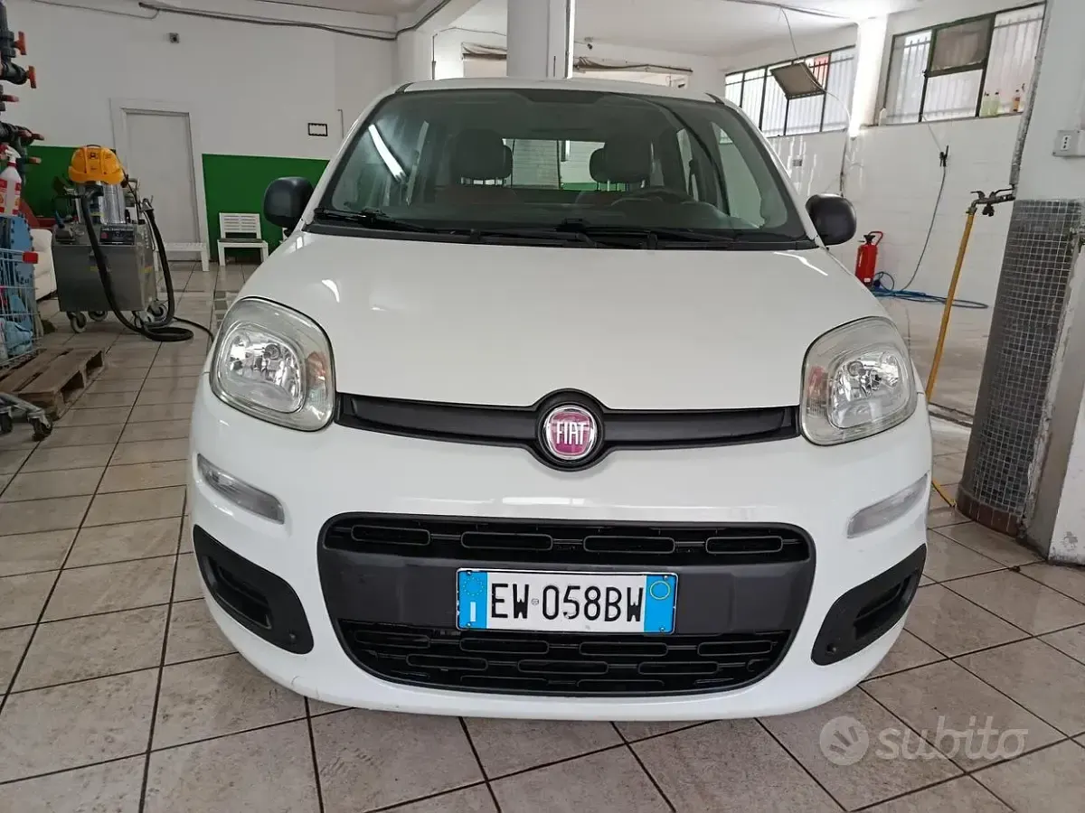 Usata Fiat Panda Easy 75 CV (55 kW) 2014 Bianco Utilitaria