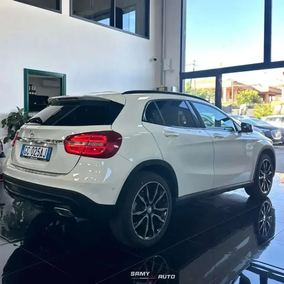 Usata Mercedes GLA220 Premium 190 CV (139 kW) 2017 Bianco SUV