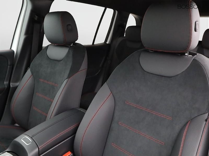 Nuova Mercedes GLB200 AMG Line Premium 150 CV (110 kW) 2026 Bianco SUV