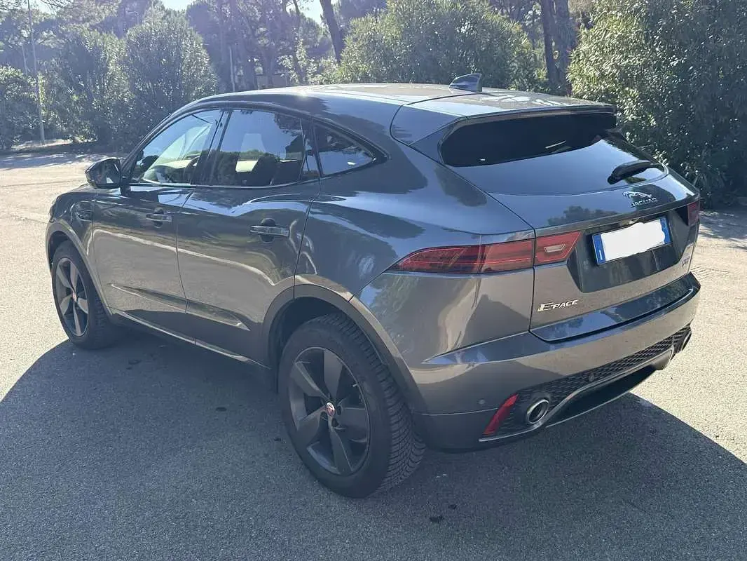 Usata Jaguar E-Pace R-Dynamic 179 CV (131 kW) 2019 SUV