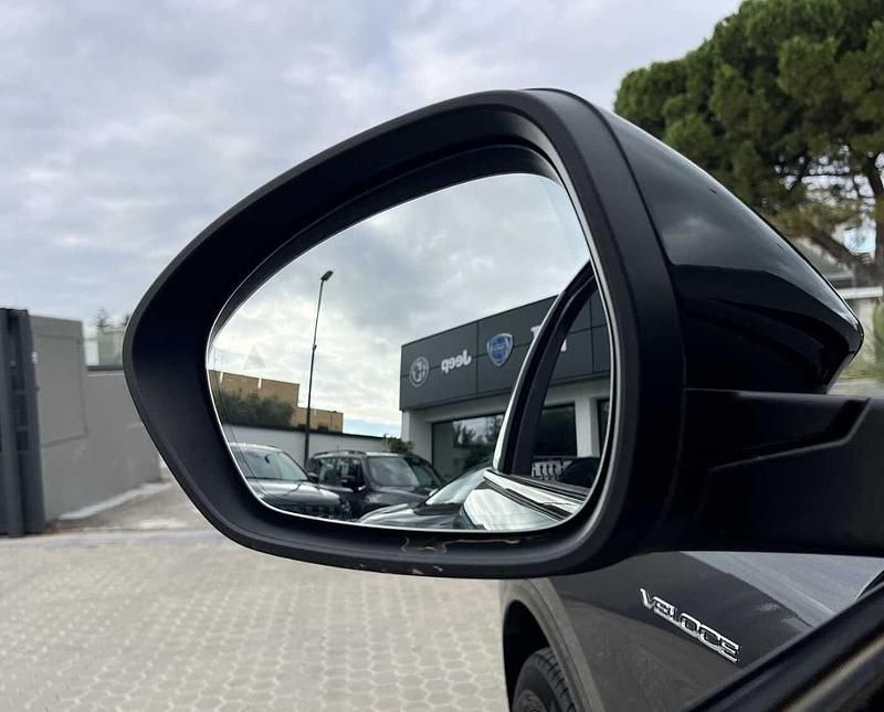 Usata Alfa Romeo Stelvio Veloce 210 CV (154 kW) 2024 Nero SUV