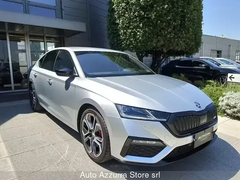 Nuova Skoda Octavia RS 245 CV (180 kW) 2026 Argento Station wagon
