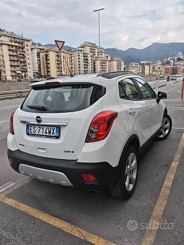 Usata Opel Mokka 130 CV (95 kW) 2013 Bianco SUV
