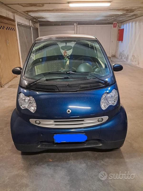 Blu Usata 2001 Smart ForTwo Coupé Coupé | 2000 € (Buon prezzo) - Immagine 1/4