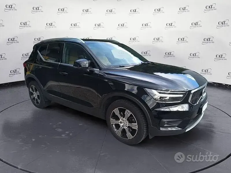 Usata Volvo XC40 Inscription 150 CV (110 kW) 2020 Nero SUV