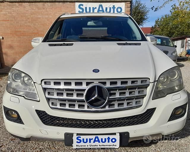 Usata Mercedes ML350 231 CV (169 kW) 2009 Bianco SUV