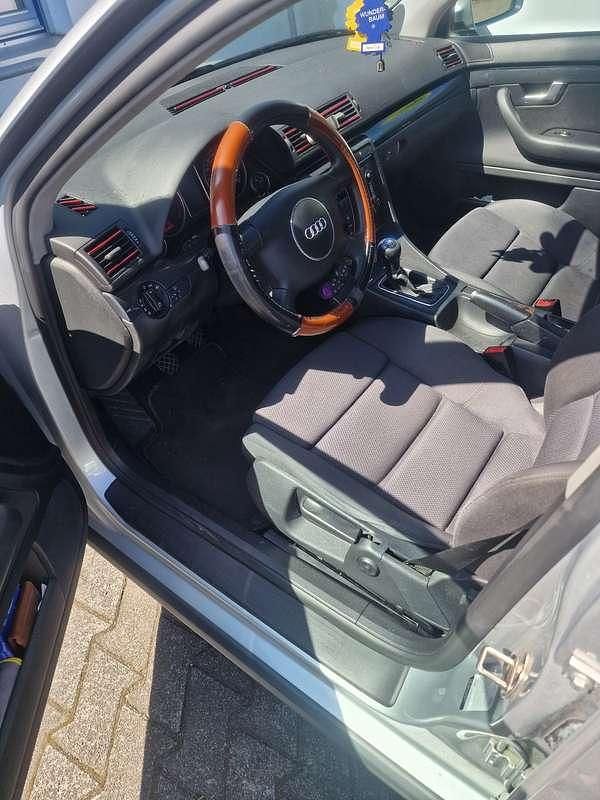 Usata Audi A4 170 CV (125 kW) 2003 Grigio Berlina