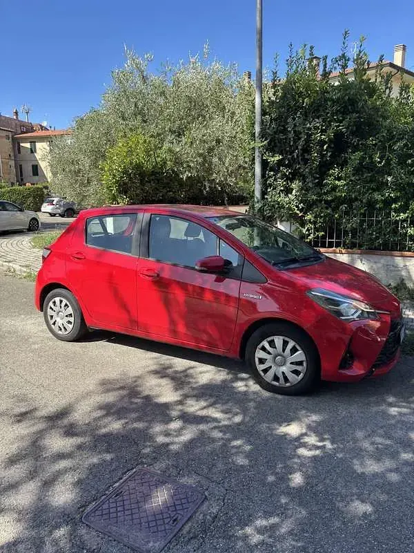Usata Toyota Yaris Hybrid 75 CV (55 kW) 2018 Berlina