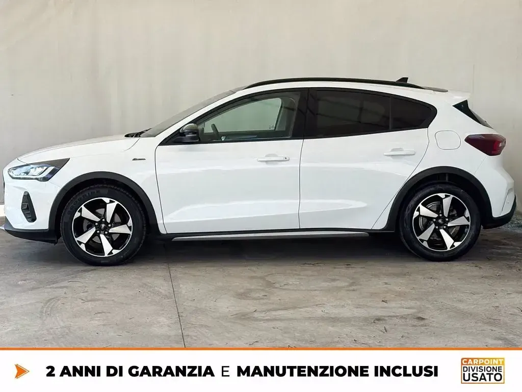 Begagnad Ford Focus Active 125 HK (91 kW) 2023 Vit SUV