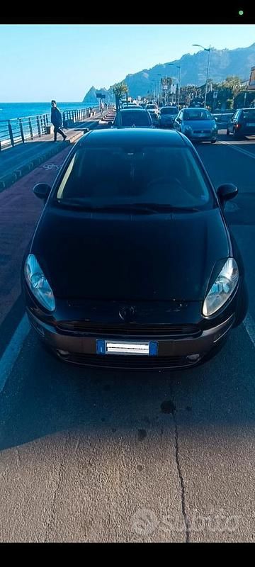 Usata Fiat Grande Punto Dynamic 75 CV (55 kW) 2007 Nero Utilitaria