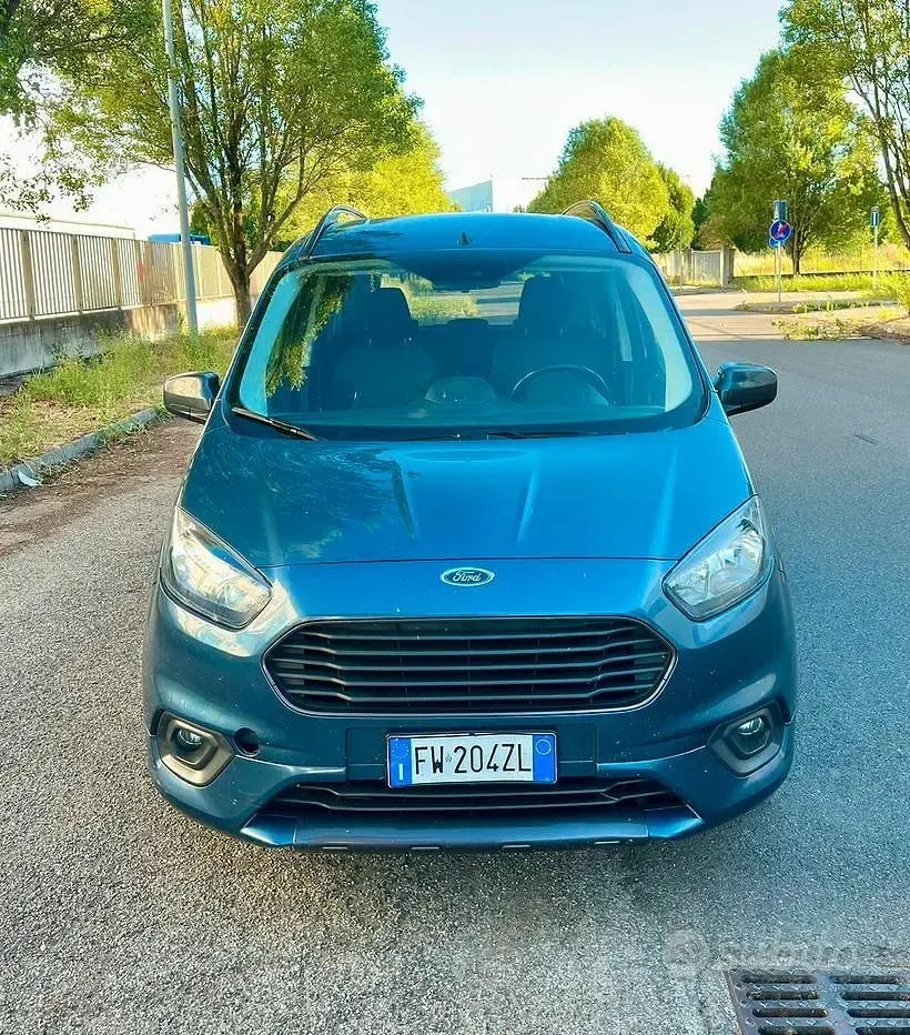 Usata Ford Tourneo Courier 75 CV (55 kW) 2019 Monovolume